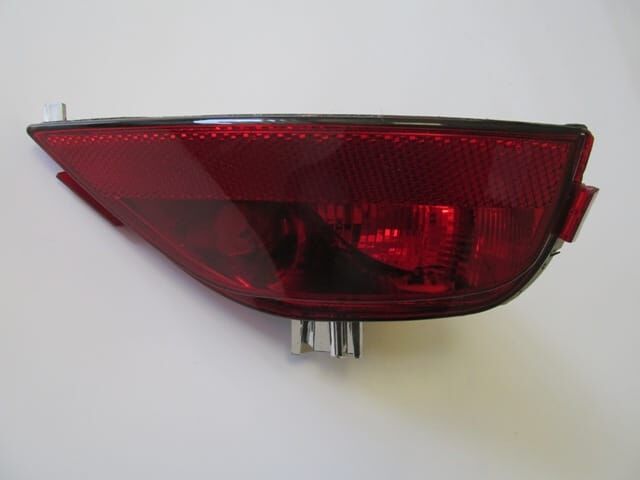 Renault Megane 4 Arka Sis Lambası Sağ Hatchback (Megane IV 2016-2020) Muadil 265804720R