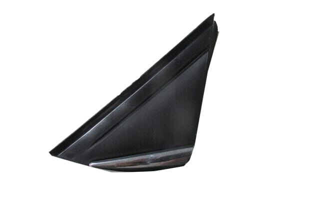 Renault Megane 4 Ayna Muskası Sol Nikelaj Çıtalı Çamurluk Üst Üçgen Plastiği (Megane IV 2016-2020) Muadil 638758950R